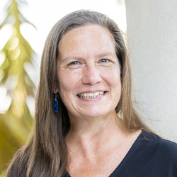 Miriam                                                       Wallace