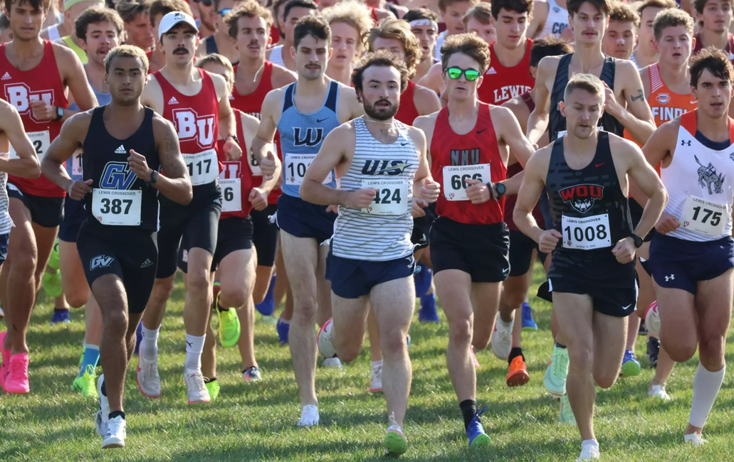 Zach Panek among the field of cross country runners