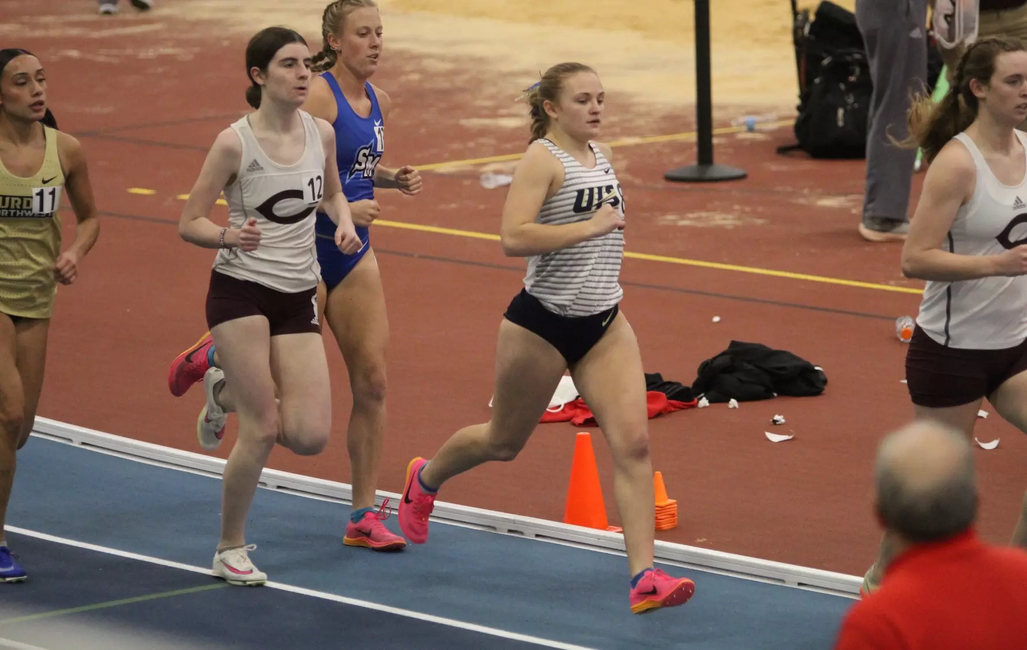 Marissa Roggensack racing indoor track