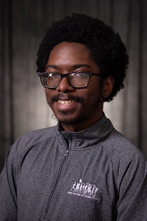 headshot of DeShun Campbell