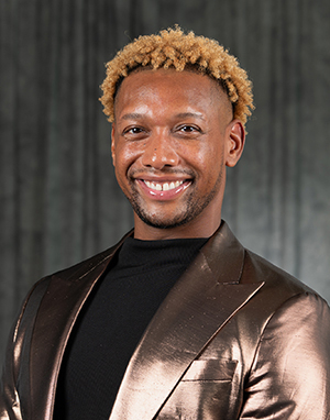 Headshot of Steven Johnson Jr.
