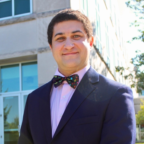 Steven Feldman head-and-shoulders photo in business attire