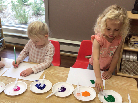 children painting