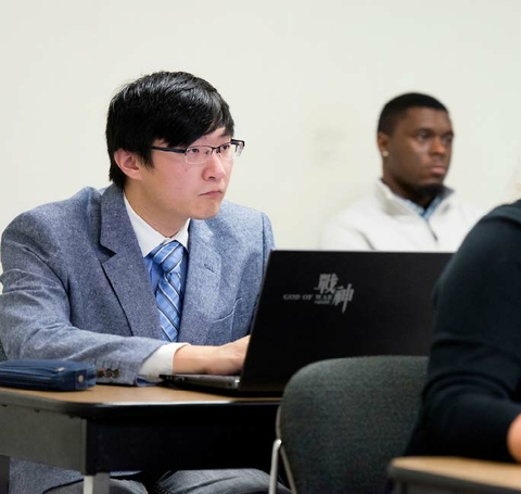 UIS students in a classroom setting