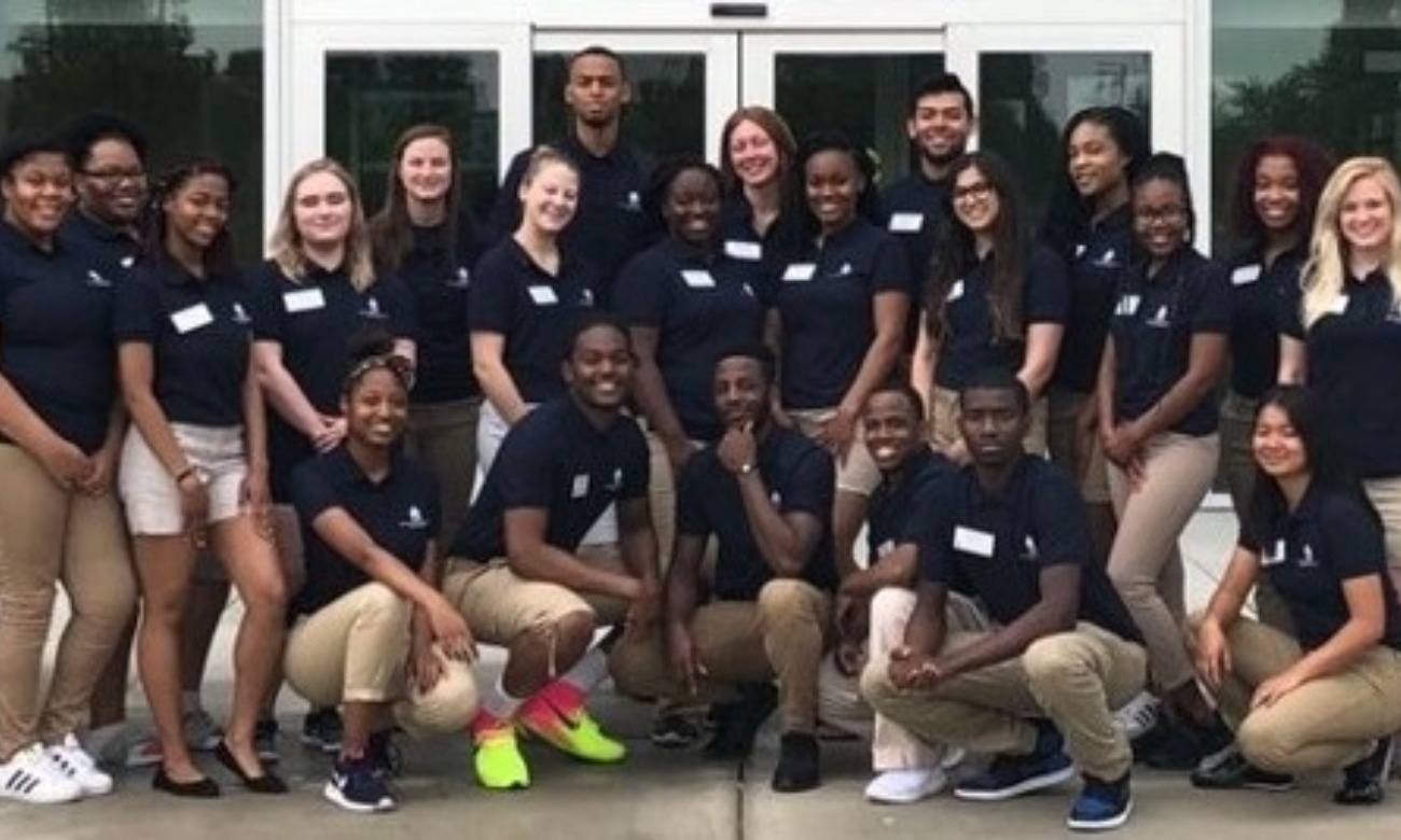 Photo of Orientation Leaders/Star Guide/O-Team Reunion 