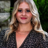 Kaitlin Coultas headshot