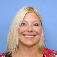 Lori                                                         Radtke