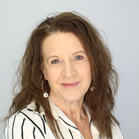 Suzy                                                         Hulligan