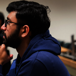 a MIS student paying attention in class