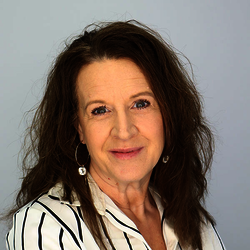 Suzy                                                         Hulligan