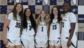 UIS women's basketball group photo