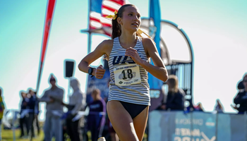 Maddie Miller running cross country