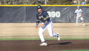 Mark Kattula running the bases