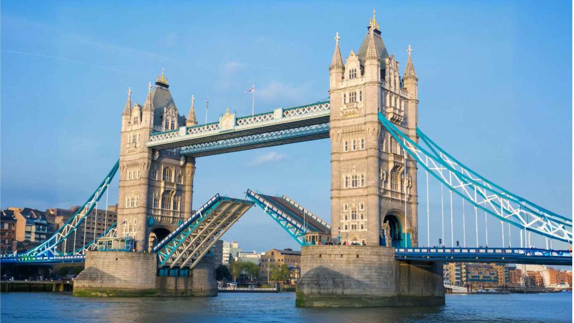 a bridge over the river Thames opening up for river traffic